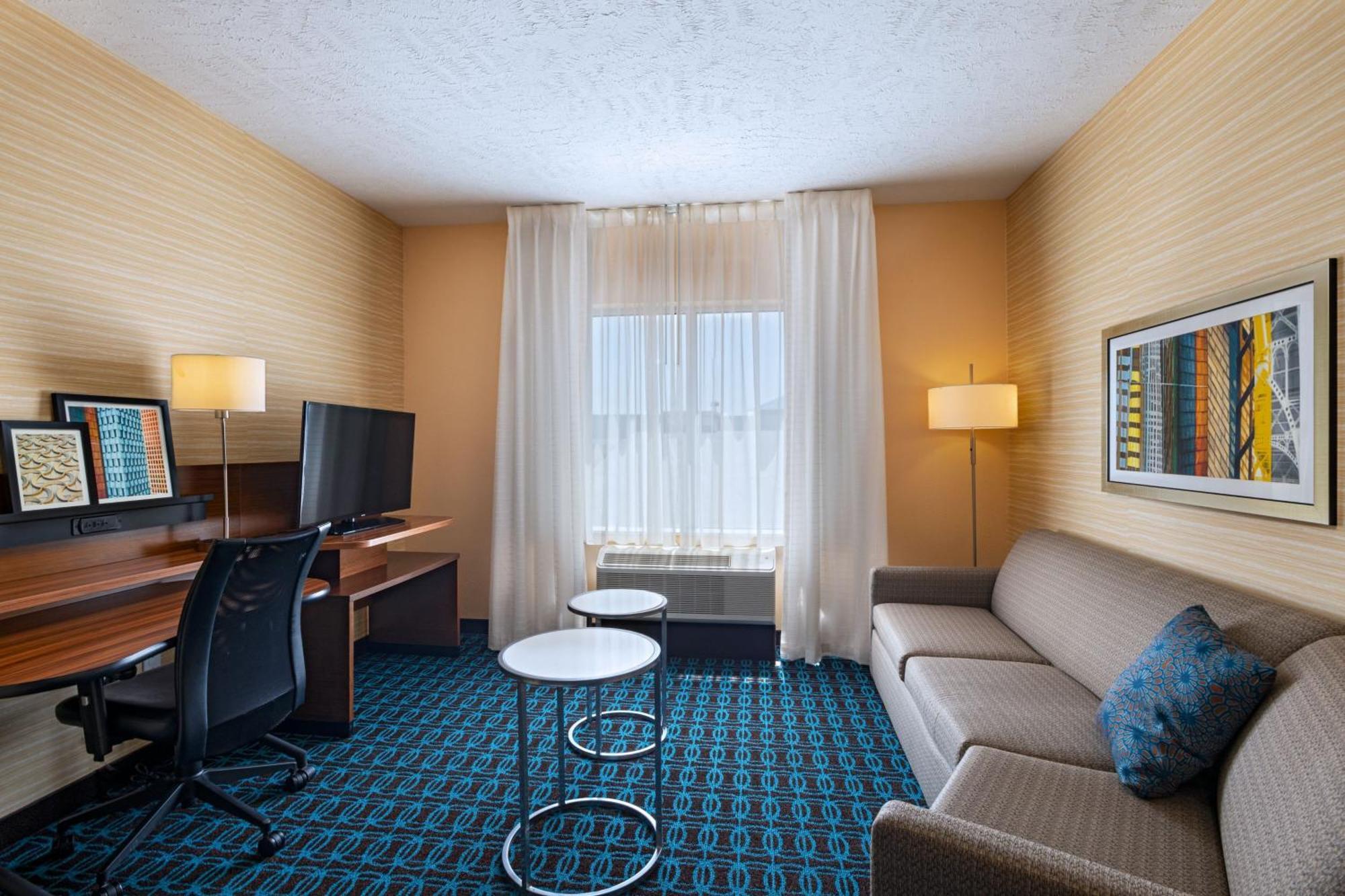 Fairfield Inn & Suites By Marriott Lincoln Airport Экстерьер фото